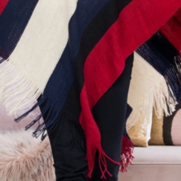 CLASSIC STRIPED PONCHO/ WRAP / SHAWL - Picture 10 of 10